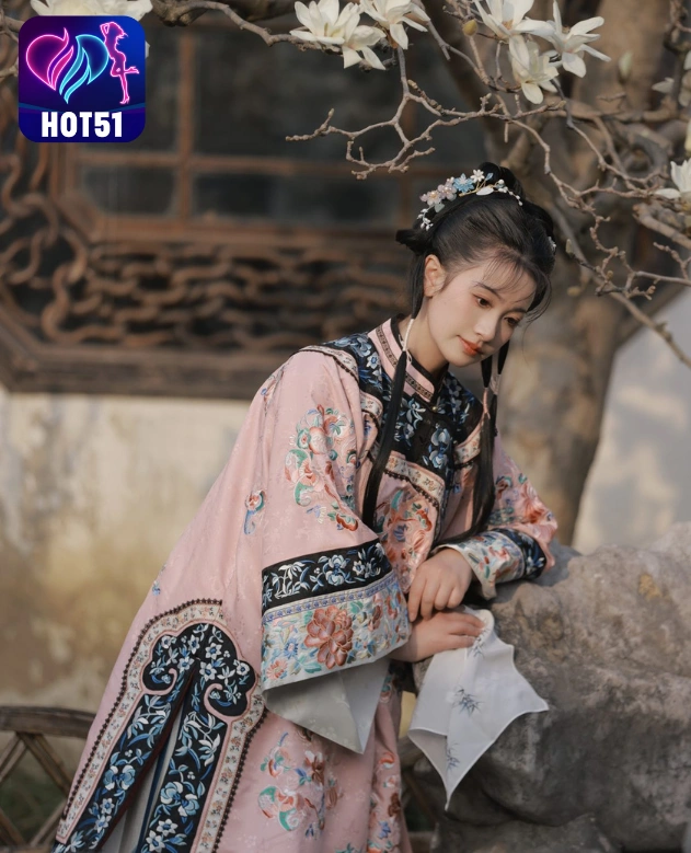 Yan Xiao Qi-hot51